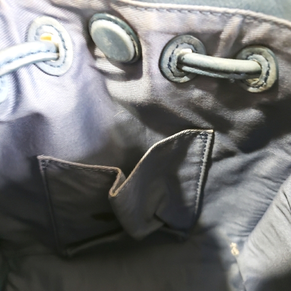 Fossil Claire Small Drawstring Crossbody - Picture 10 of 11